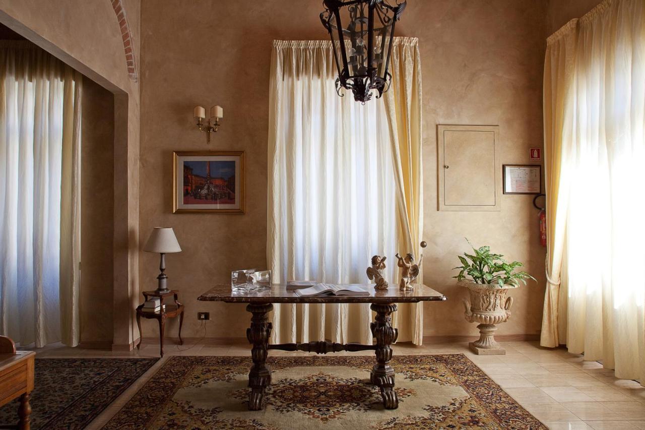 Hotel La Petite Maison Βιαρέτζιο Εξωτερικό φωτογραφία