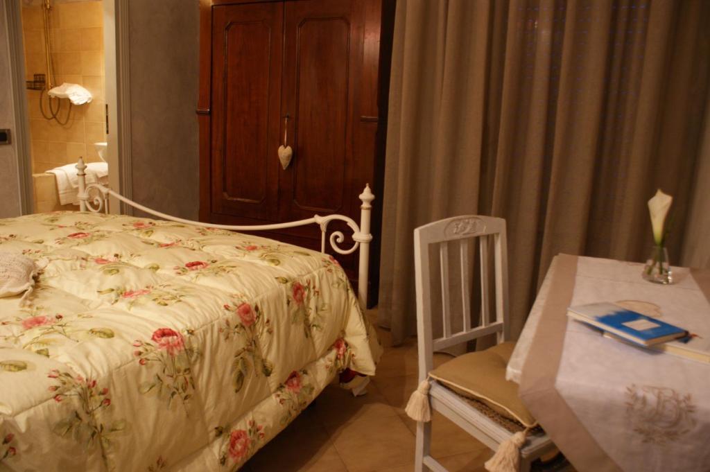 Hotel La Petite Maison Βιαρέτζιο Δωμάτιο φωτογραφία