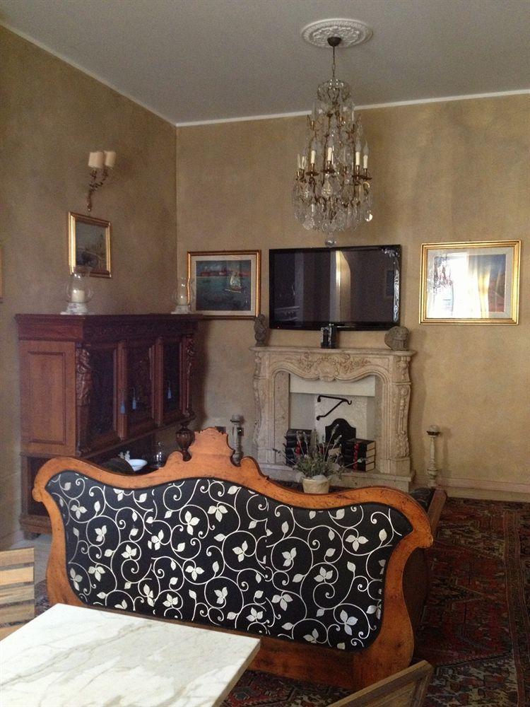 Hotel La Petite Maison Βιαρέτζιο Εξωτερικό φωτογραφία
