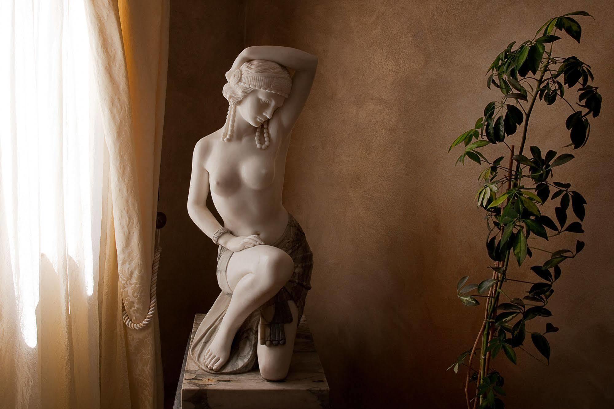 Hotel La Petite Maison Βιαρέτζιο Εξωτερικό φωτογραφία