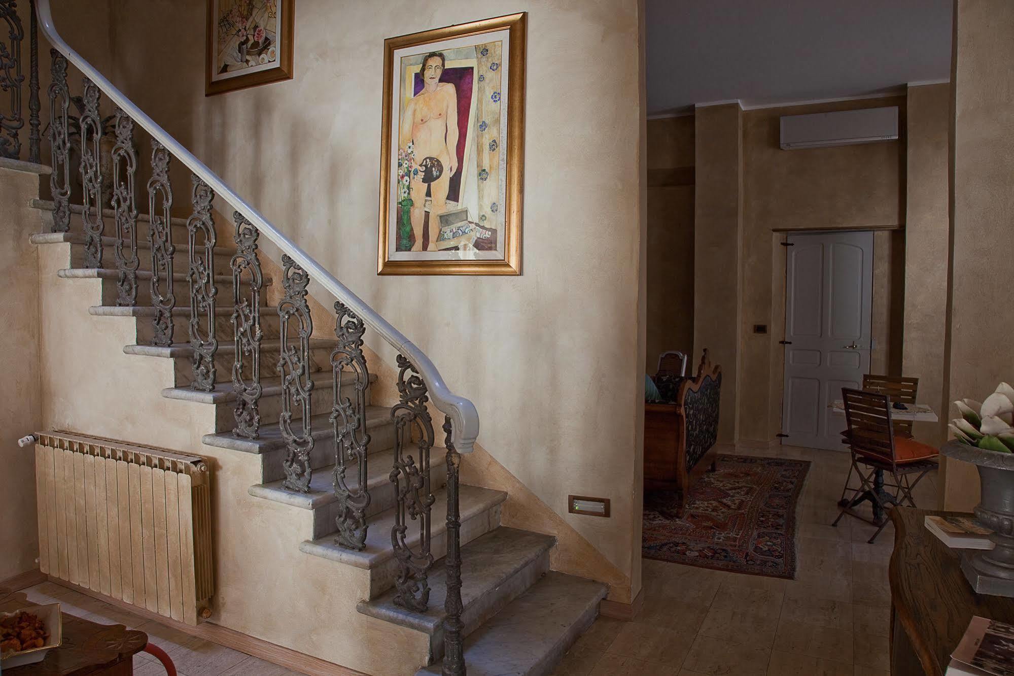 Hotel La Petite Maison Βιαρέτζιο Εξωτερικό φωτογραφία