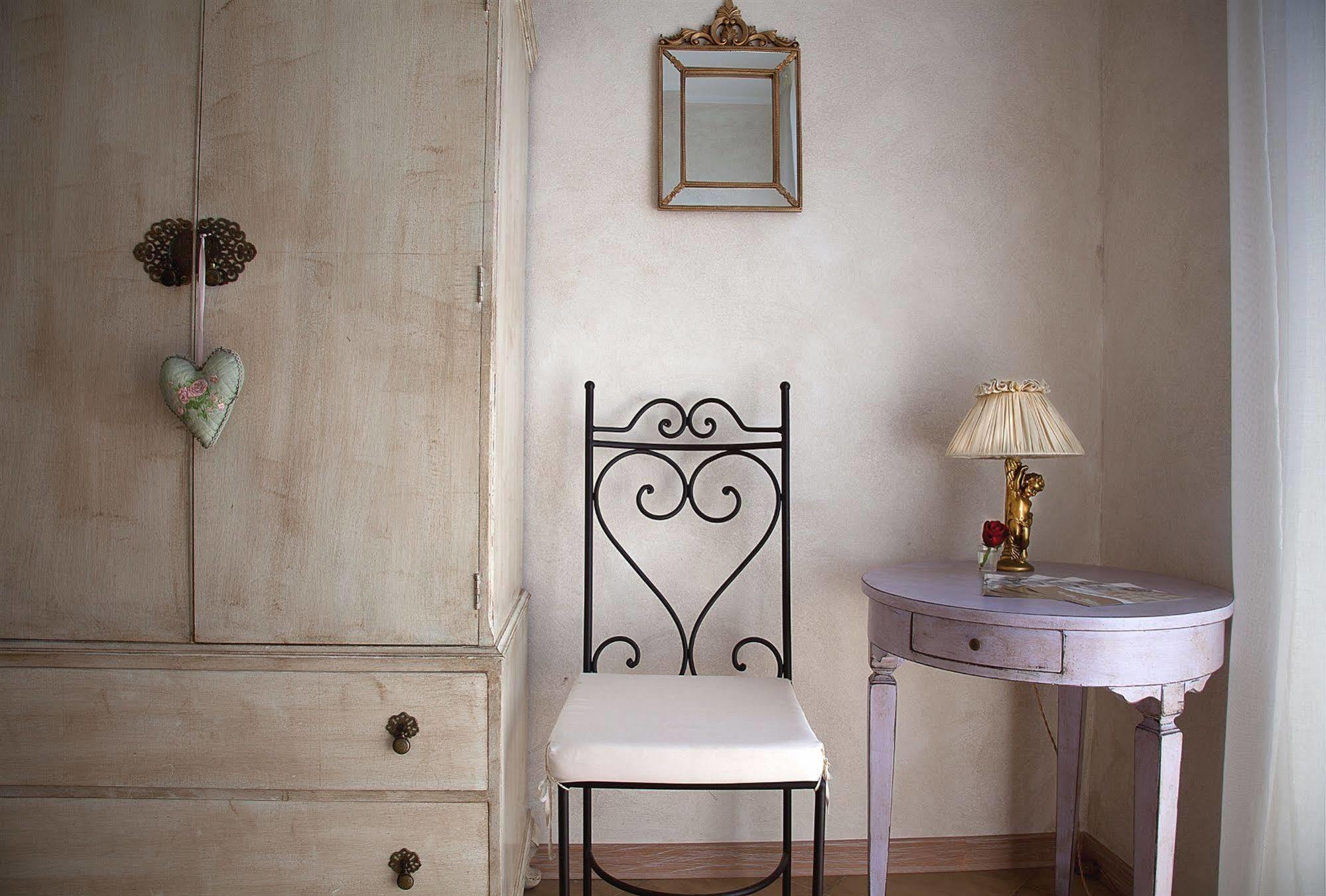 Hotel La Petite Maison Βιαρέτζιο Εξωτερικό φωτογραφία