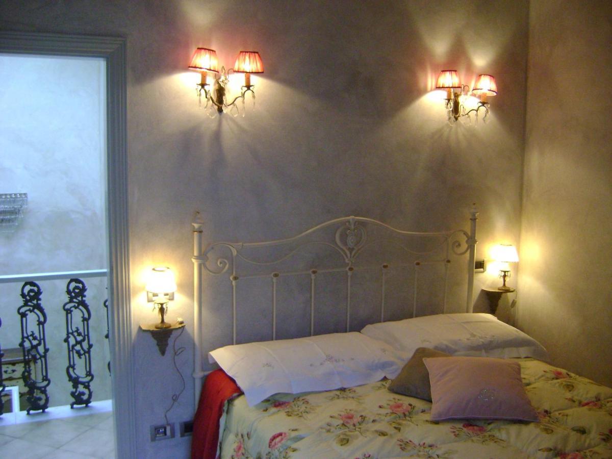 Hotel La Petite Maison Βιαρέτζιο Δωμάτιο φωτογραφία